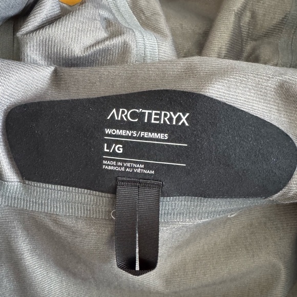 Arc'teryx Sentinel Jacket, Large - Picture 9 of 13